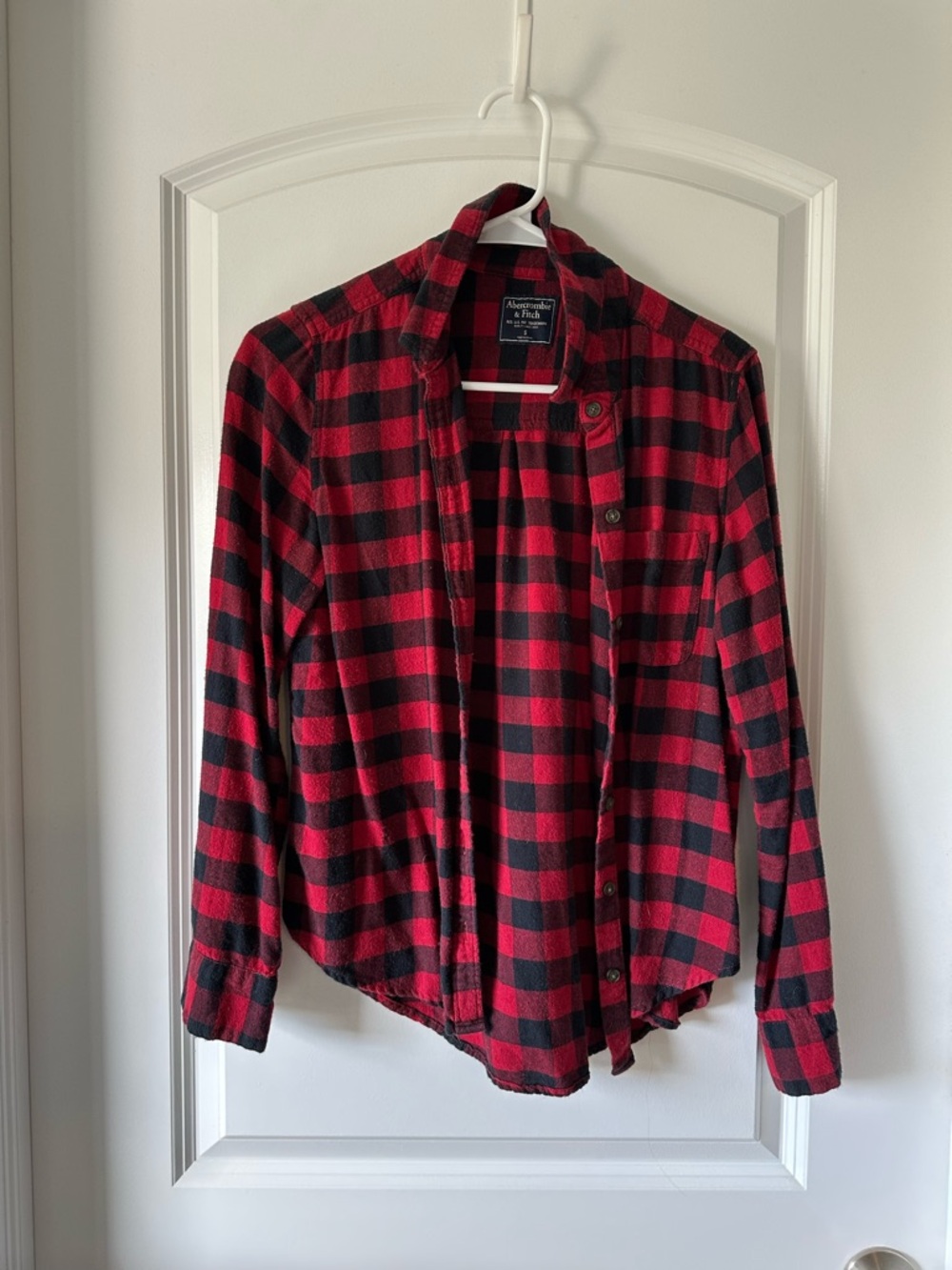 Abercrombie & Fitch Red and Black Buffalo Plaid Button-Down Shirt